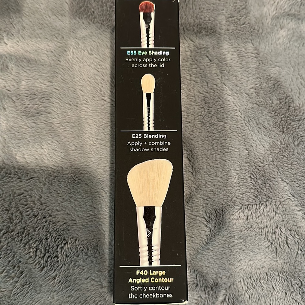 Sigma essential Trio Brush set! NEW!! - Picture 2 of 4